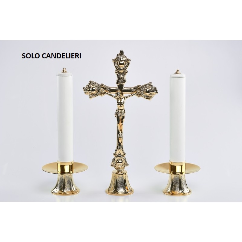 Coppia Candelieri semplice bossolo cm. 4