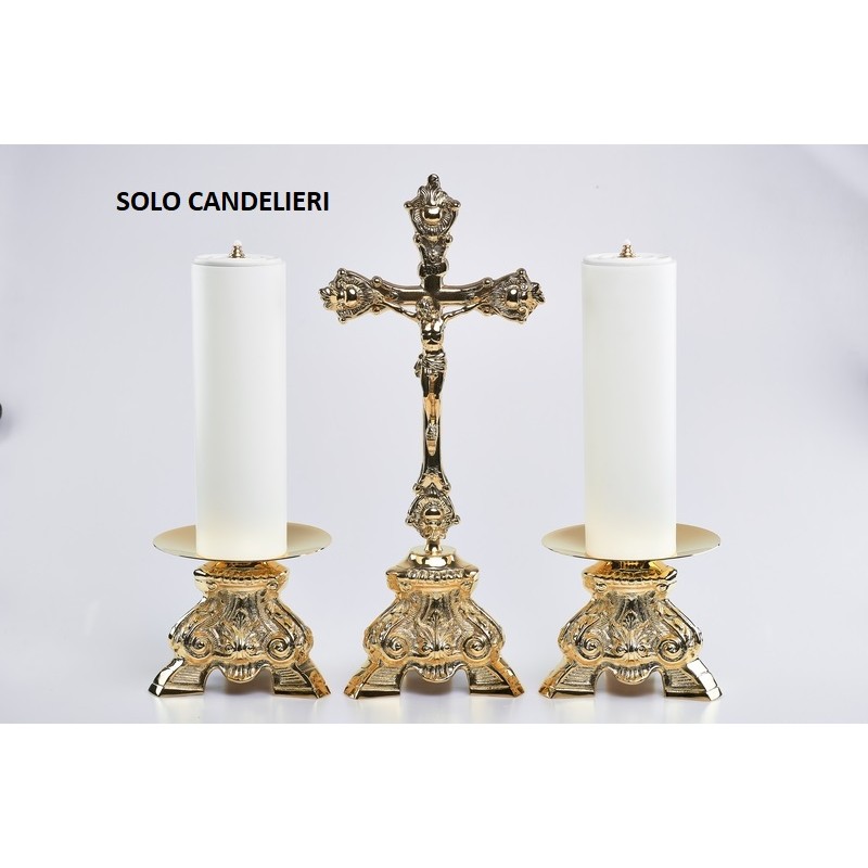 Coppia candelieri stile Barocco ricco completi