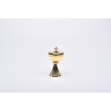 Pisside S. Germano in ottone interamente dorato  cm. 15