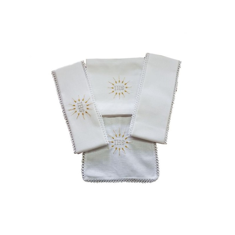 Servizio da messa in lino con ricamo"JHS"