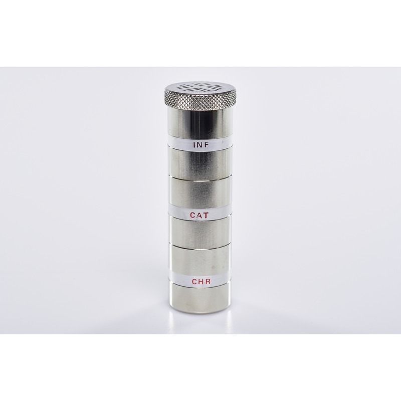 Vasetto triplo a colonna in metallo per oli santi