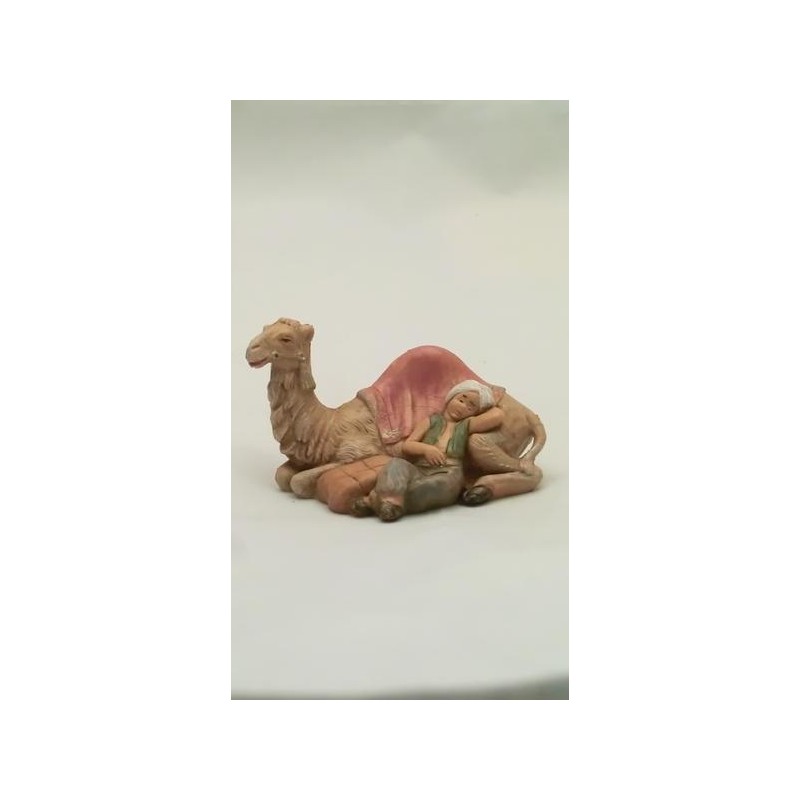 Ragazzo che dorme con cammello cm. 6,5