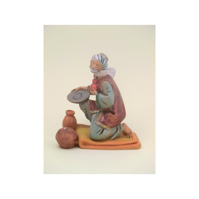 Pastore arabo in ginocchio con doni cm 19