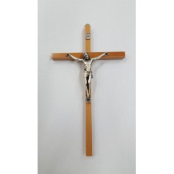 Croce in faggio corpo metallo cm. 24
