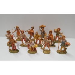 Gruppo(12 pastori) in pvc cm. 8,2
