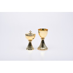 Calice S. Germano in ottone interamente dorato cm. 15,5