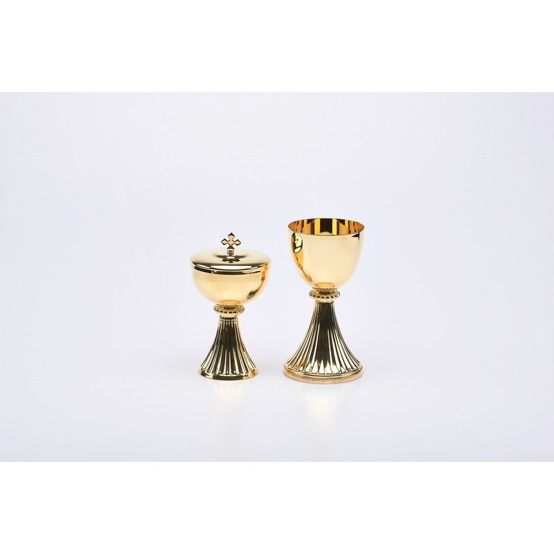 Calice S. Germano in ottone interamente dorato cm. 15,5