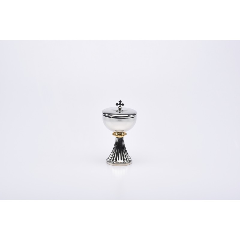 Pisside S. Germano in ottone nichelato cm. 15