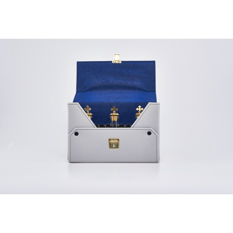 Astuccio con 3 fiaschetta per oli santi con tappo a vite su vassoio