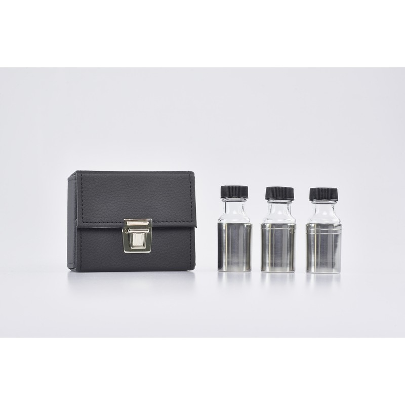 Astuccio con tre bottiglie oli santi 30 cc.