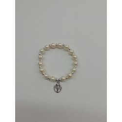 Braccialetto vetro perlato con medaglietta argentata