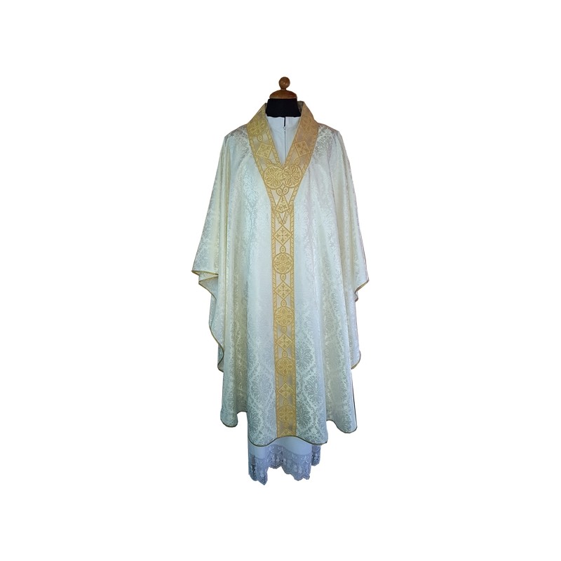 Casula damascata scollatura particolare