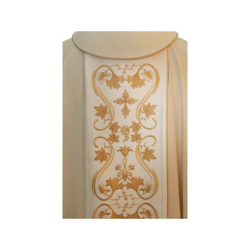 Casula solenne ricamata in pura lana