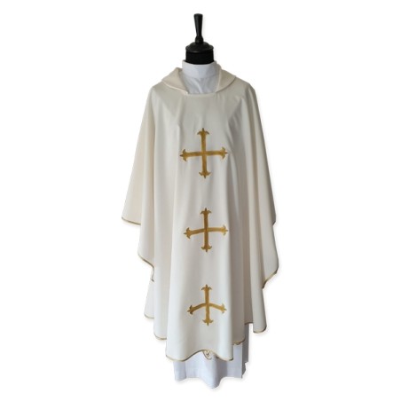 Casula con Croci dorate ricamate sul davanti e sul retro