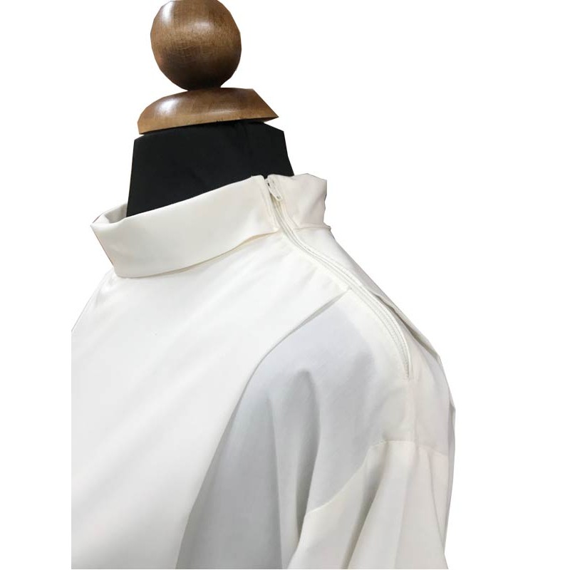 Camice in tela vaticana con doppio tramezzo e croce ricamata