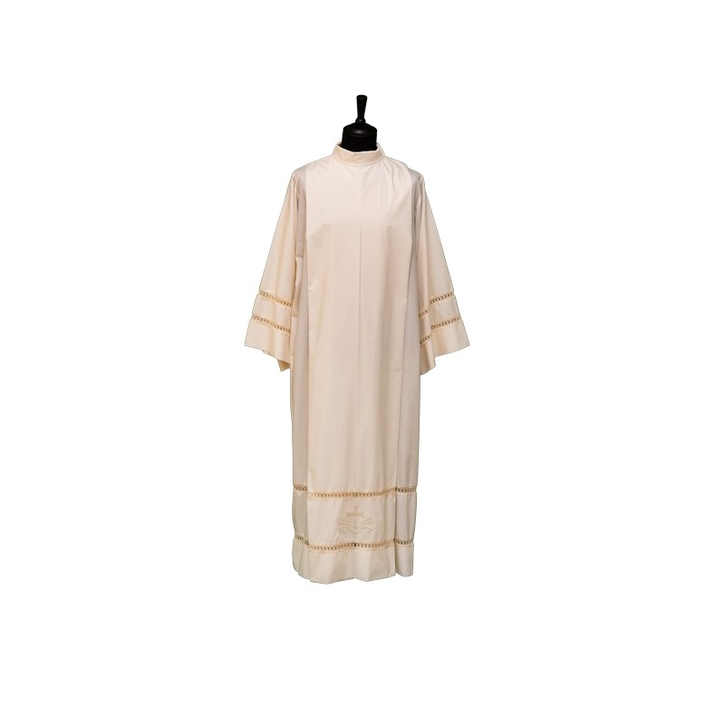 Camice avorio con piegoni e cerniera sulla spalla con gigliuccio