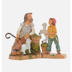 Padre e figlio con agnello cm 12