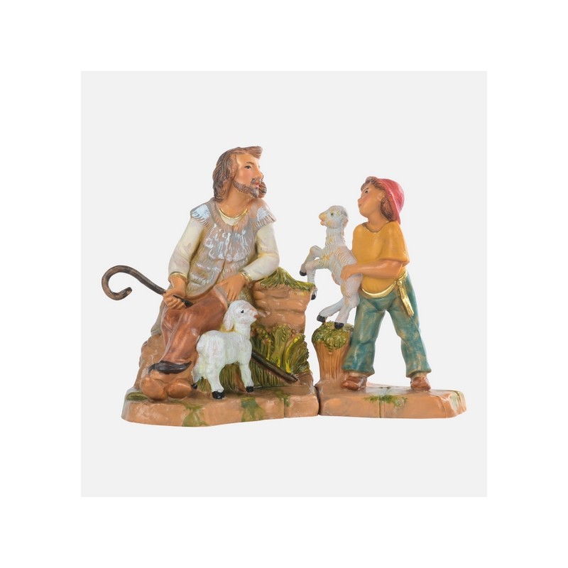 Padre e figlio con agnello cm 12