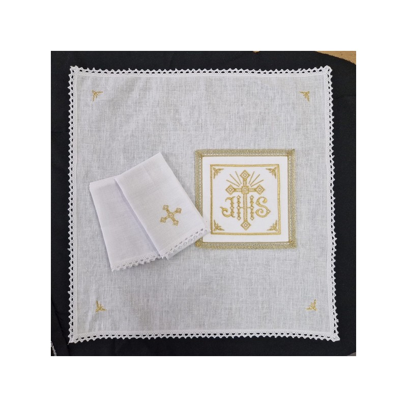 Servizio da messa ricami JHS dorati in lino