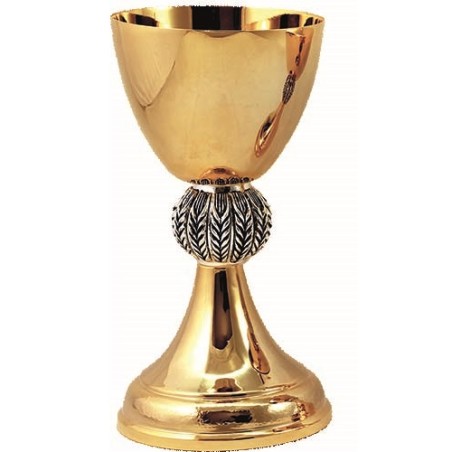 Calice in ottone dorato Spighein rilievo cm. 21,5
