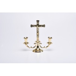 Candeliere con croce dorato