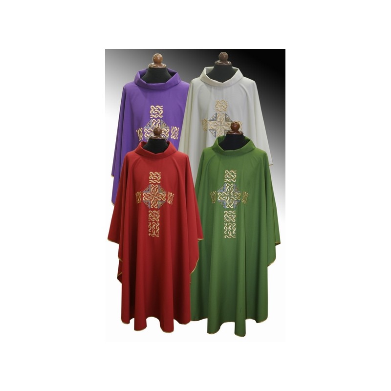 Casula con ricamo croce
